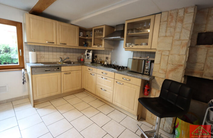 Maison avec dépendances — photo 2