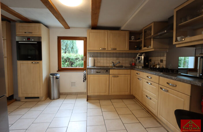 Maison avec dépendances — photo 3