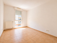 Aubagne T2 47m2 avec terrasse et Garage — photo 2