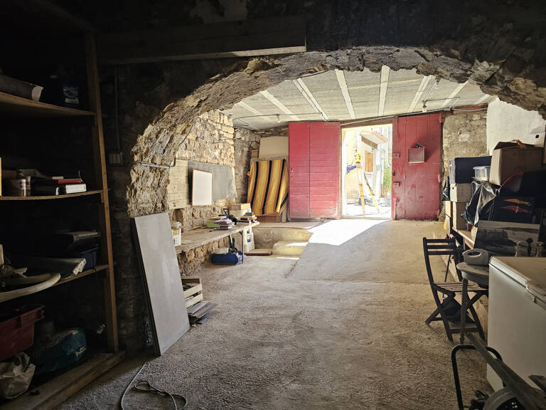 GARAGE A VENDRE 101 M2 CENTRE VILLAGE — photo 1