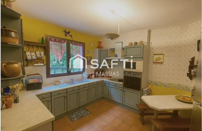 Maison traditionnelle avec grand jardin — photo 3