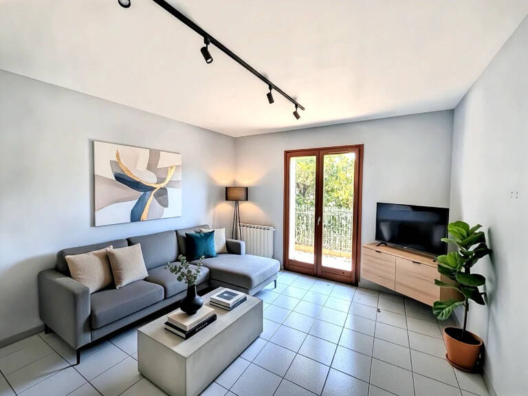 Á VENDRE - Appartement T4 atypique avec grande terrasse et s — photo 1
