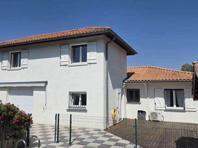 MAISON F5 - SECTEUR CALME ET RESIDENTIEL — photo du bien