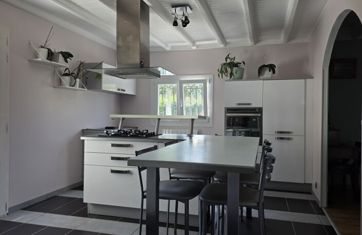 MAISON F5 - SECTEUR CALME ET RESIDENTIEL — photo 5