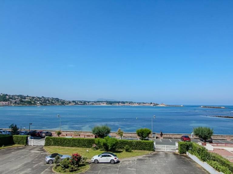 CENTRE ST JEAN DE LUZ APPARTEMENT MAGNIFIQUE DE 130 m²   A RÉNOVER – VUE MAGIQUE SUR LA MER — photo 1