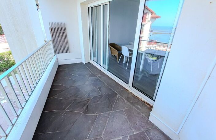 CENTRE ST JEAN DE LUZ APPARTEMENT MAGNIFIQUE DE 130 m²   A RÉNOVER – VUE MAGIQUE SUR LA MER — photo 5