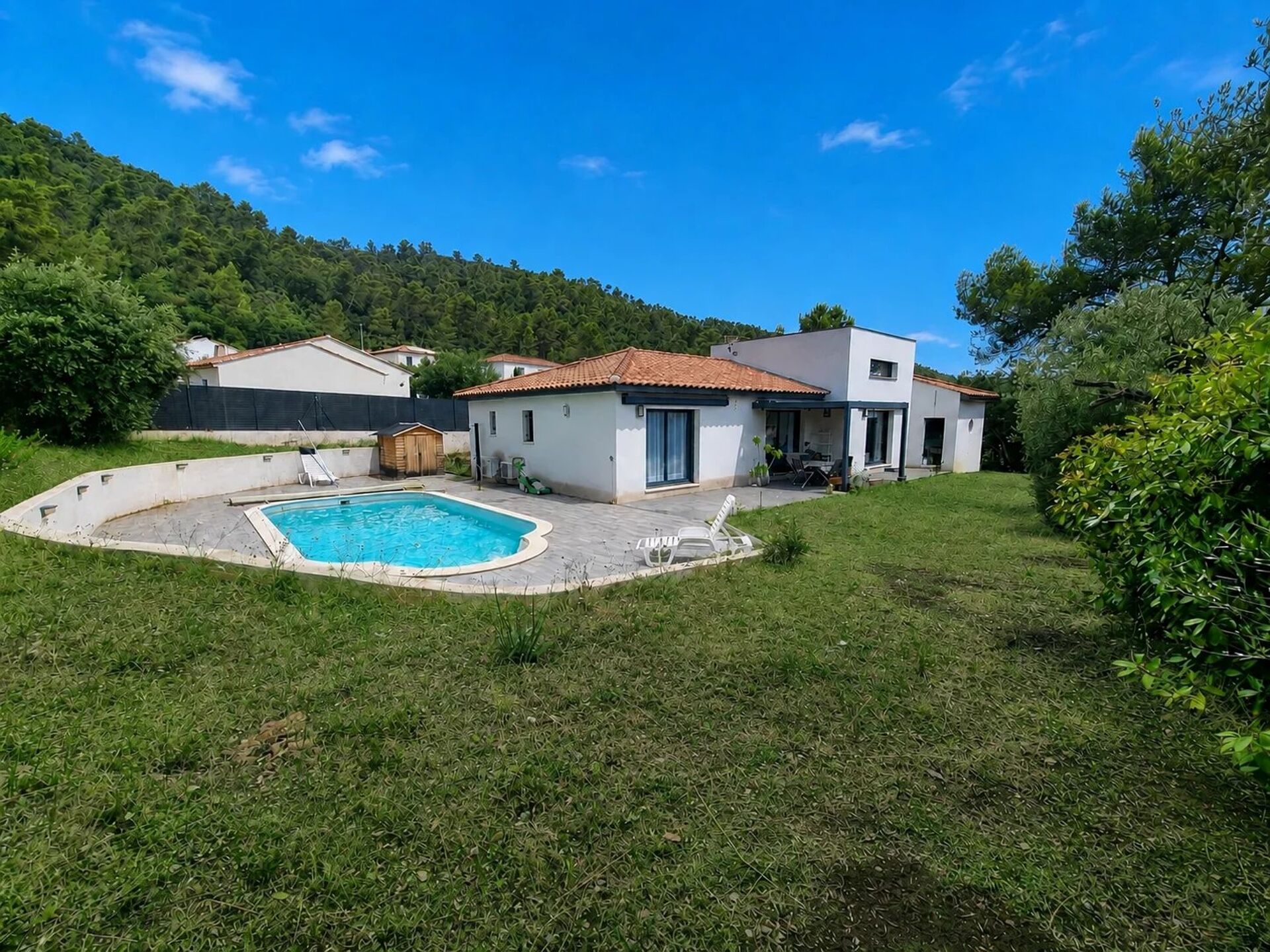 Maison 4 pièces 113 m² · à Le Luc · 113 m² · 470 000 €