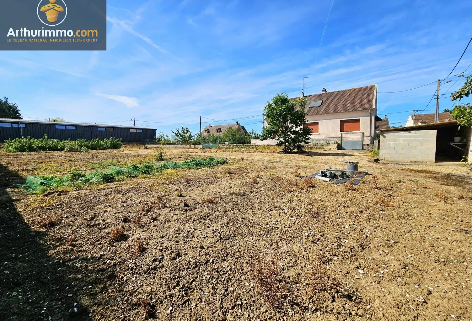 Terrain à bâtir de 817 m² à Avrechy — photo 1