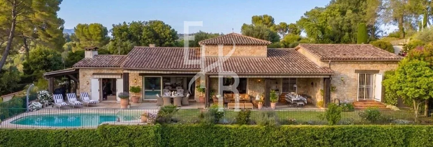 Maison 7 Pièces 240 m² à vendre à Biot (06410)