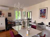 Appartement avec ascenseur et garage plein centre ville . — photo 2