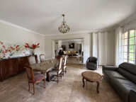 Élégante bastide provençale avec piscine et triple garage — photo 3