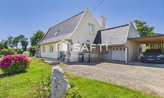 Maison 5 Pièces 135 m² à vendre à Lampaul-Guimiliau (29400)