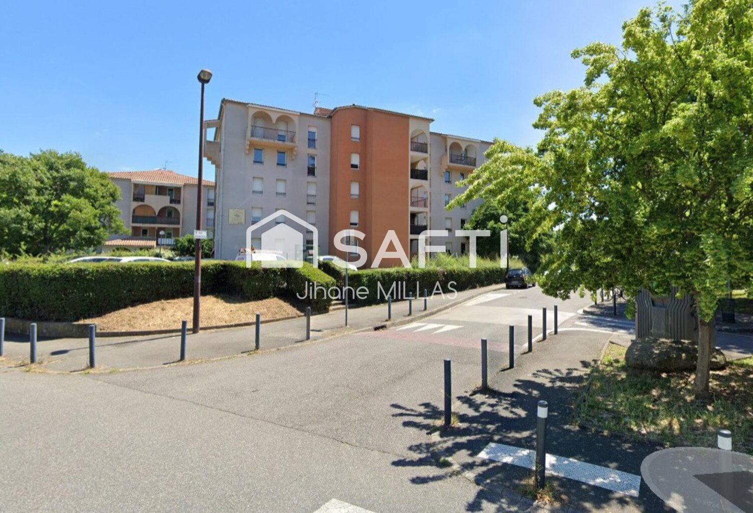 T3 MEUBLÉ, EQUIPÉ SANS TRAVAUX BUS AU PIED DE LA RÉSIDENCE — photo 1
