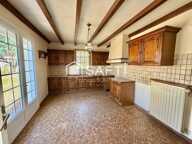 PAVILLON PLAIN PIED + MAISON A RENOVER ET DEPENDANCE A FONTENAY LE COMTE — photo 2
