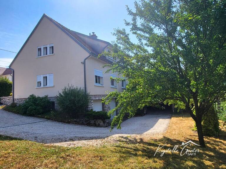 Maison familiale, 5 chambres idéalement située à Dole — photo 1