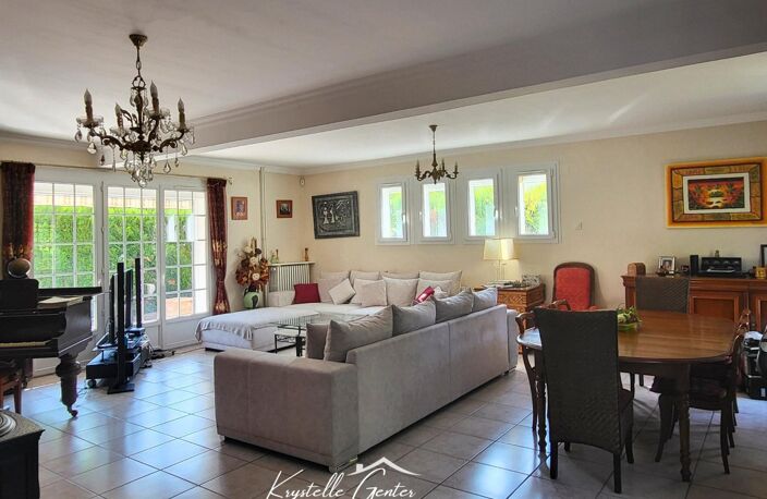 Maison familiale, 5 chambres idéalement située à Dole — photo 2