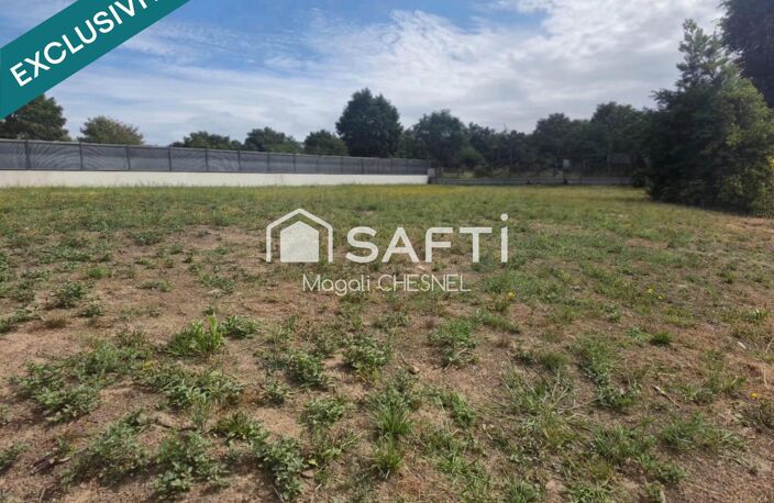 TERRAIN CONSTRUCTIBLE NON VIABILISE DE 435 m²  COMBOURG CAMPAGNE — photo 3