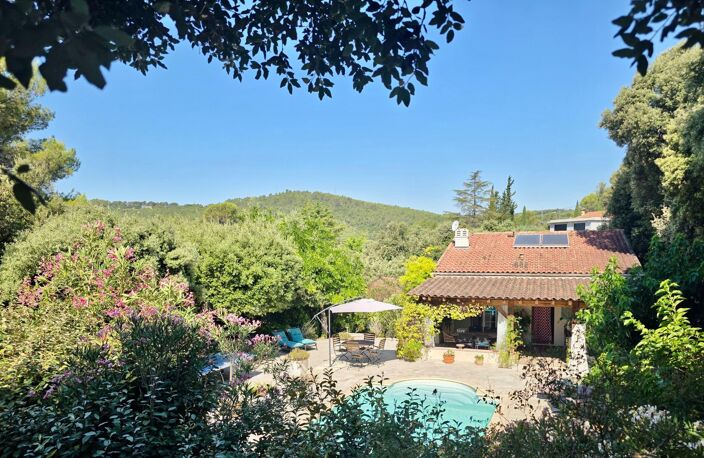 Maison 4/3 chs avec Garage et piscine au calme — photo 2