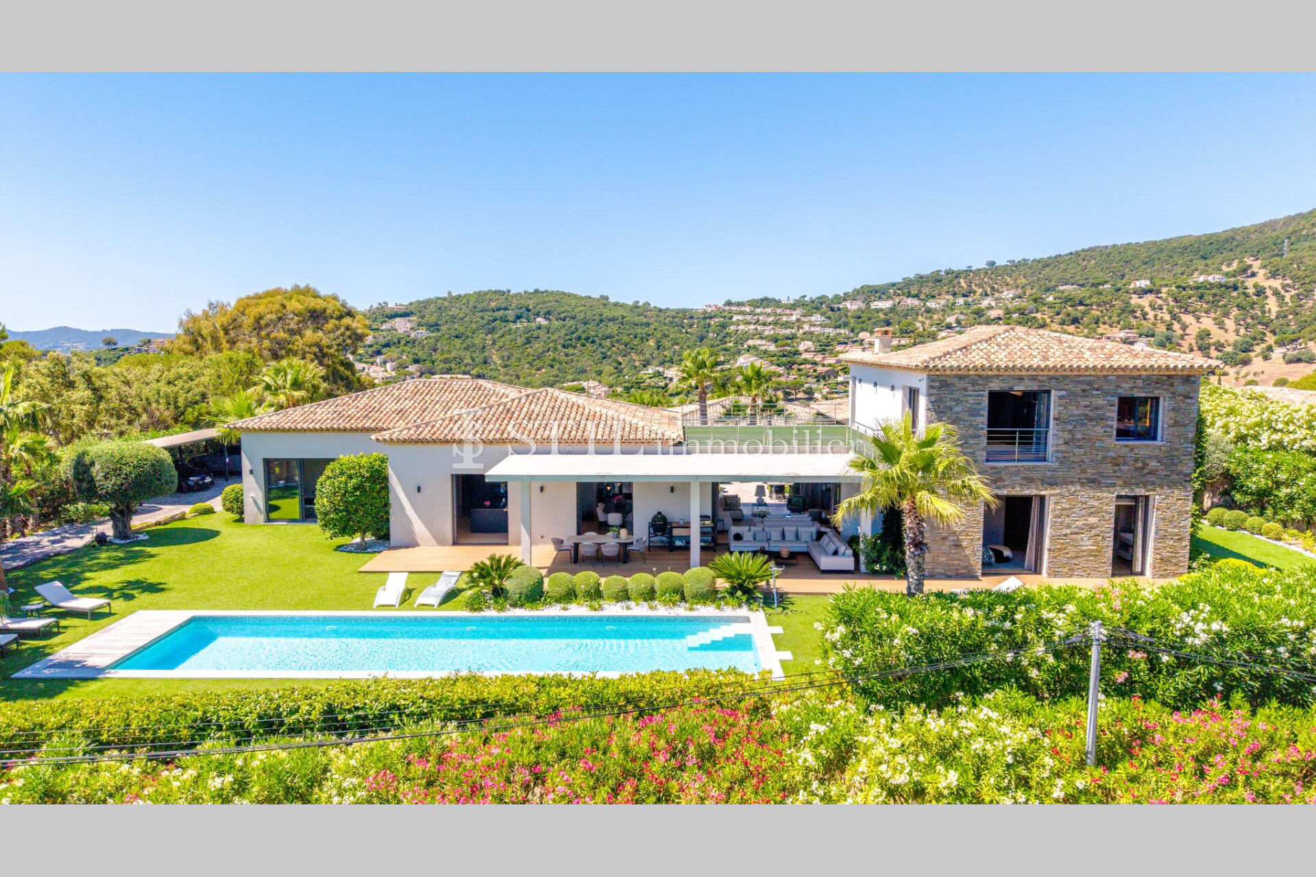 Villa / Maison  T7 à vendre Sainte-Maxime 83120