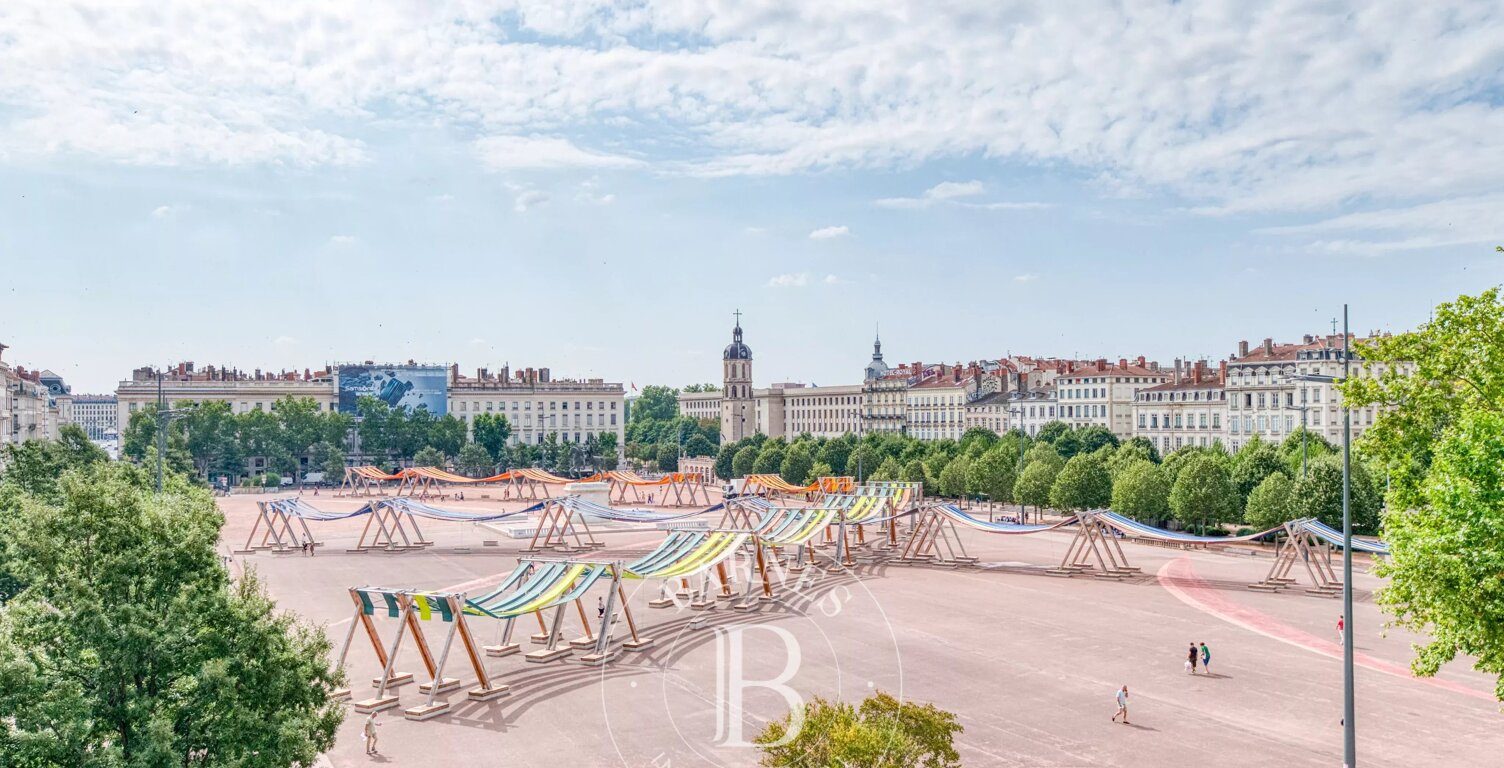 Lyon 2 - Appartement bourgeois de 300,02 m² - 5 Chambres — photo 1