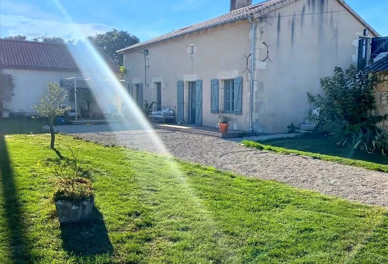 Charmante longère avec cheminée à Jardres — photo 1