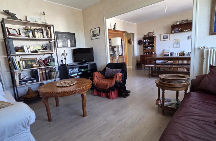 APPARTEMENT AUX MAILLETS EN PARFAIT ÉTAT — photo 4