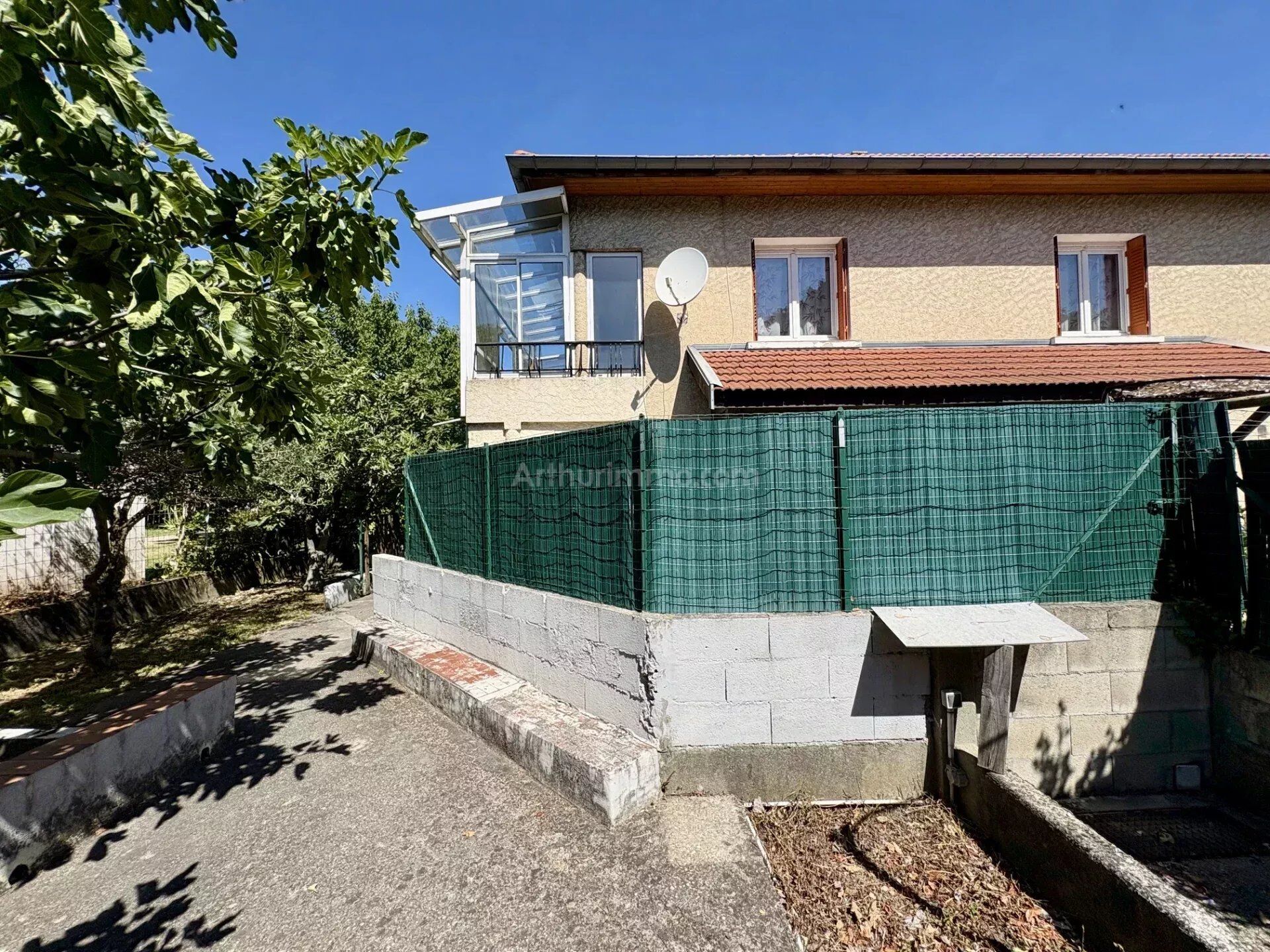 Appartement 4 pièces 94 m² · à Fontaine · 94 m² · 230 000 €
