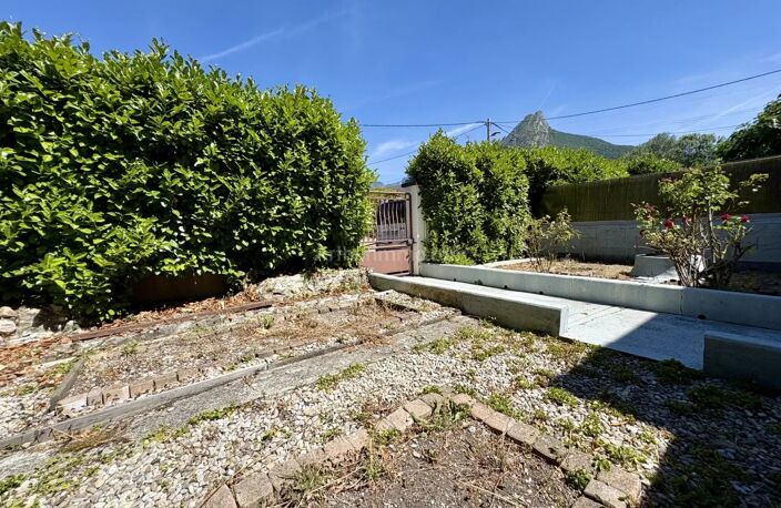 Fontaine secteur pavillonnaire CALME appartement 4 pièces 94.84 m² CARREZ — photo 2