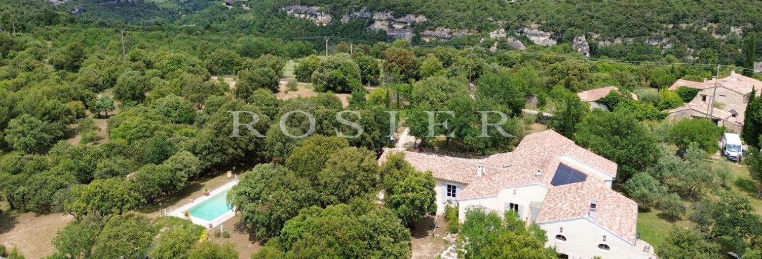 Maison  320 m² à vendre à Venasque (84210)