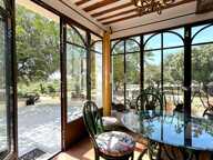 Venasque : Face à la forêt, une maison de 278 m² sur 1 ha. — photo 4