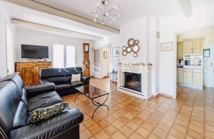 Vente, Bedoin - Villa très lumineuse, cinq chambres sur une parc — photo 4
