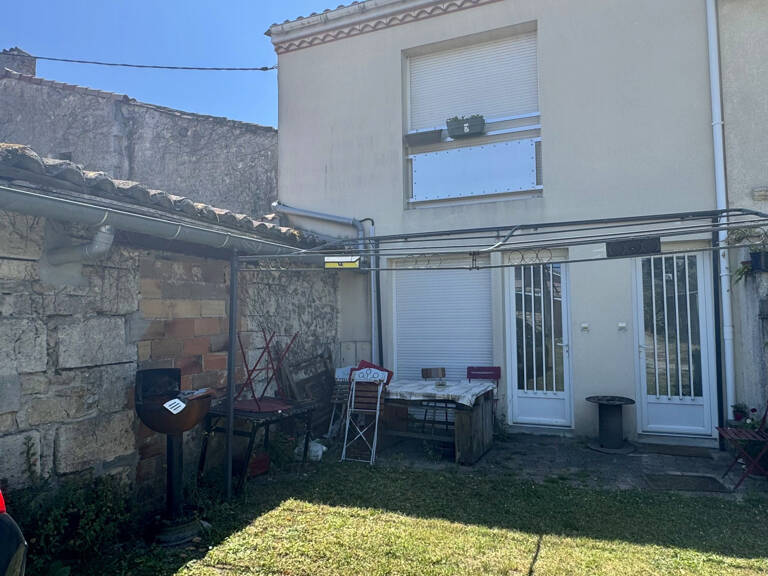 CUSSAC Le VIEUX Immeuble comprenant deux appartements type 2 — photo 1