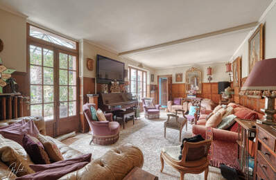 Paris 18 / Grandes Carrières : maison de charme, 240m2, 5 ch — photo du bien