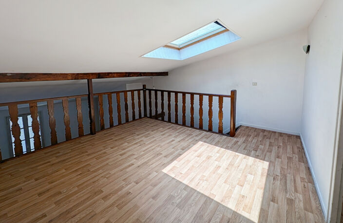 33000 - Bordeaux centre - Duplex - 4 chambres — photo 2