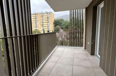 Appartement 2 pièces 745 €