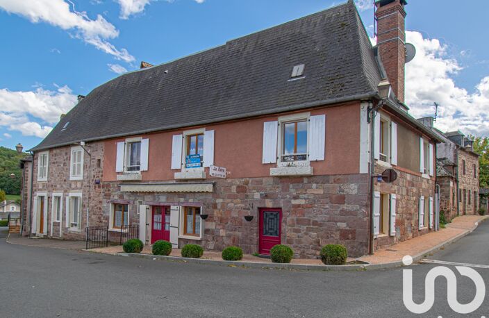 Vente Maison/villa 8 pièces — photo 2