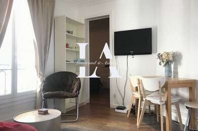 Appartement 2 pièces 1120 €
