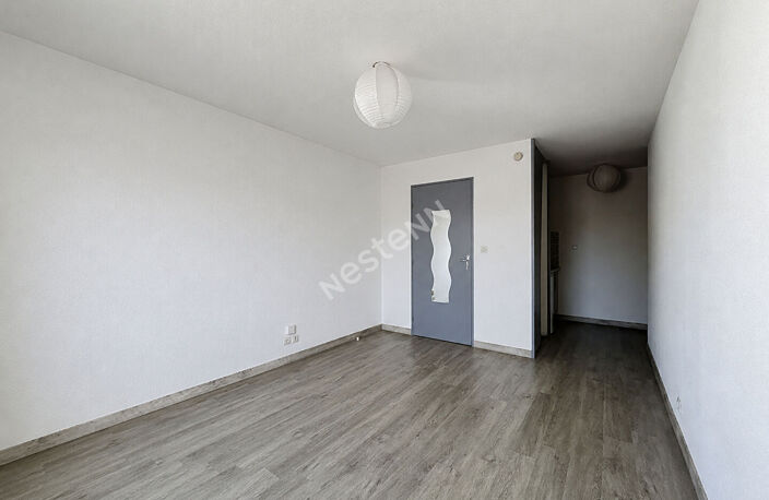 NANTES - Rond Point de Paris - Marrière - Studio au calme avec 2 stationnements — photo 2