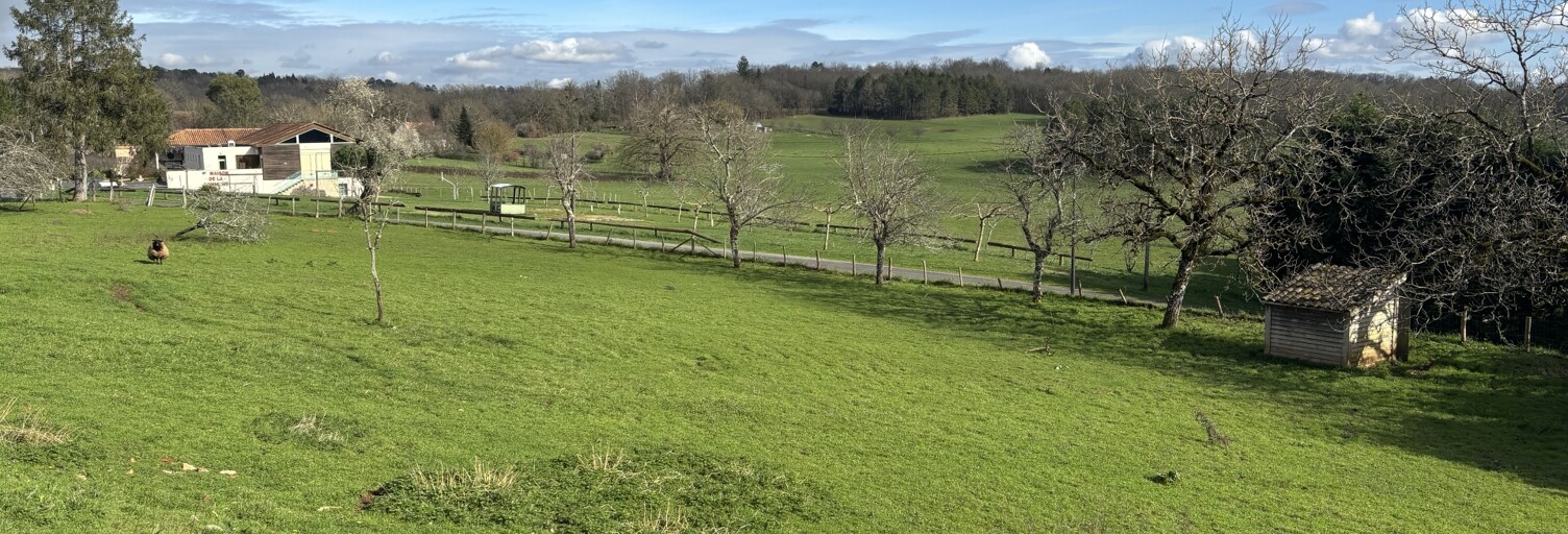 Terrain  2500 m² à vendre à Saint-Jory-las-Bloux (24160)