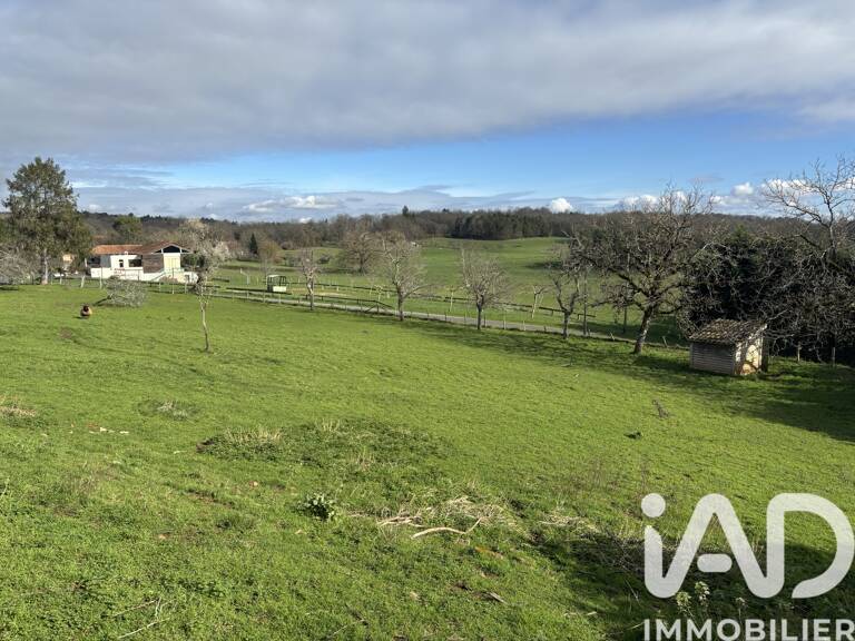 Vente Terrain à bâtir 2 500 m&sup2; — photo 1