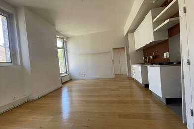 Appartement 3 pièces 1270 €