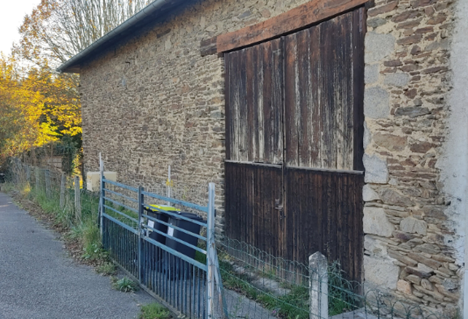 GRANGE AIXE SUR VIENNE — photo 1