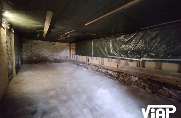 GRANGE AIXE SUR VIENNE — photo 2