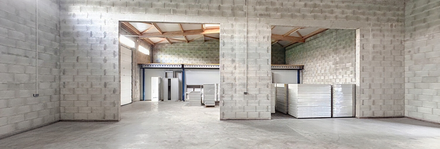 Local industriel  347 m² à vendre à Panissières (42360)