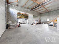 Local d'activité récent 347 m2 - Panissières (42) - 530 000 — photo 4