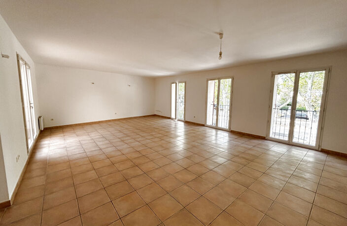Grand appartement de type P4 avec terrasse — photo 4