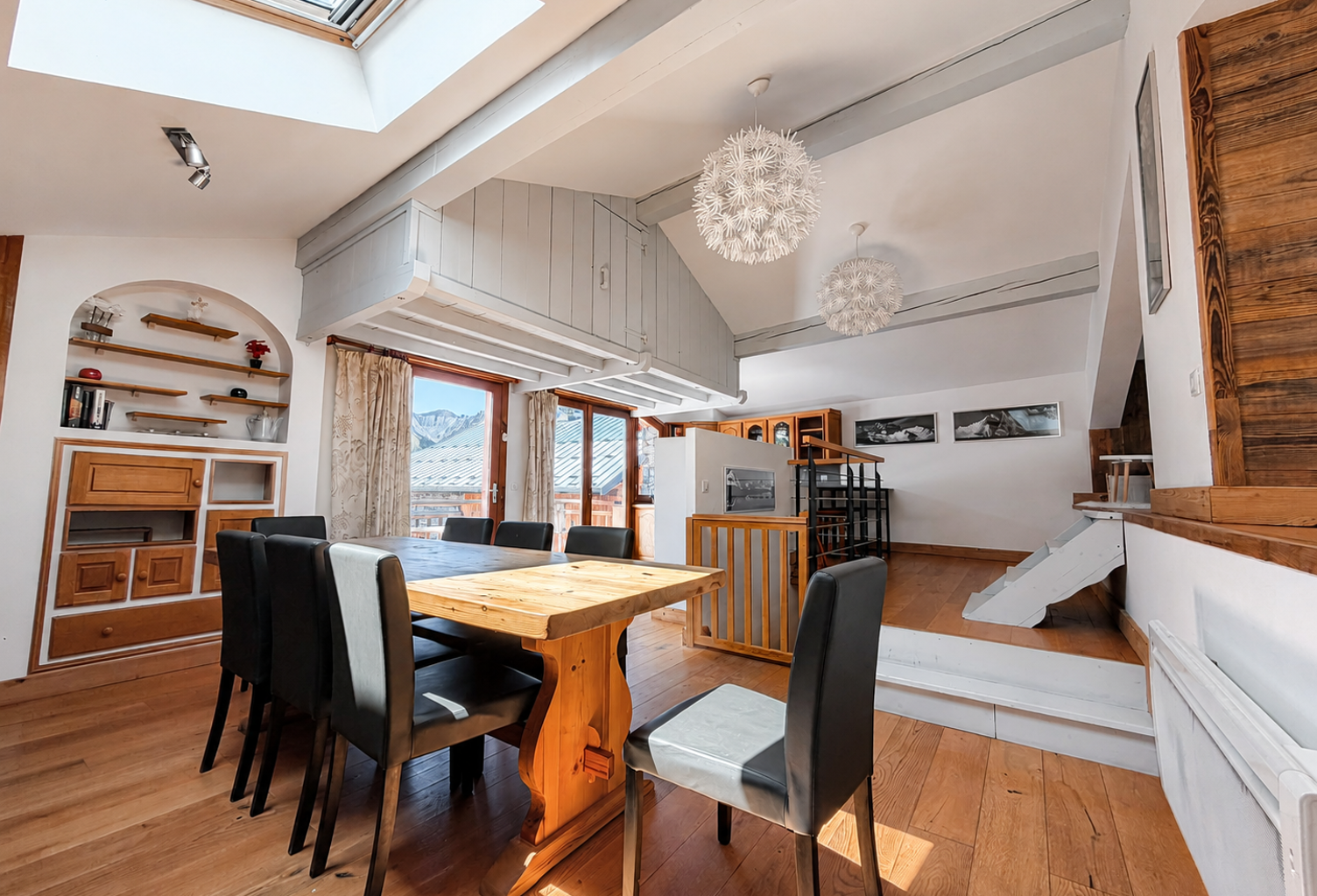 Ensemble Immobilier - Hameau de Saint Marcel — photo 1