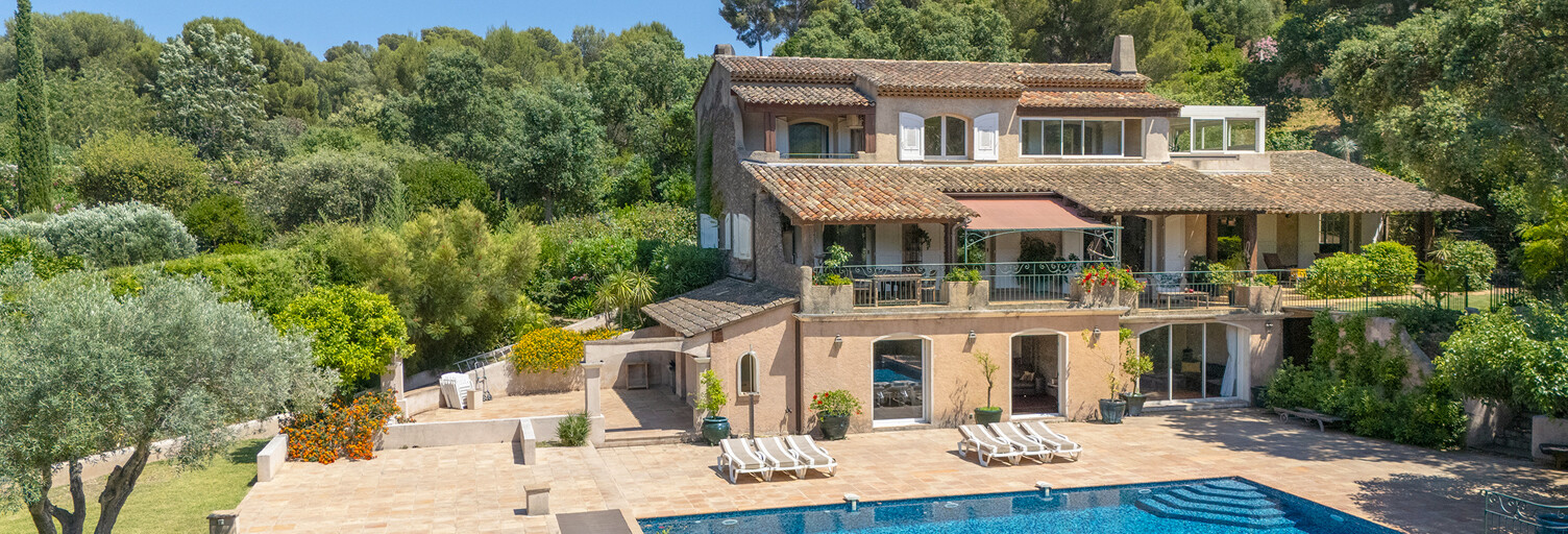Maison 9 Pièces 194 m² à vendre à Bormes-les-Mimosas (83230)