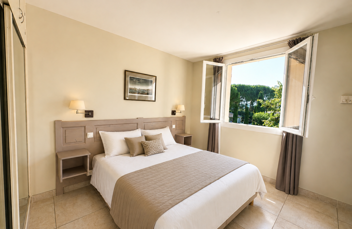 VENTE VILLA 7 PIECES  SUR 1423 M2 DE PARCELLE COMBAS — photo 5