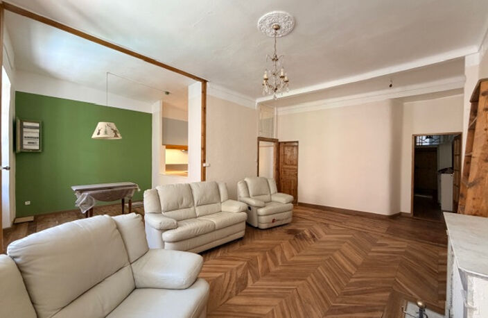 Appartement de charme entièrement rénové au coeur d'Embrun — photo 3